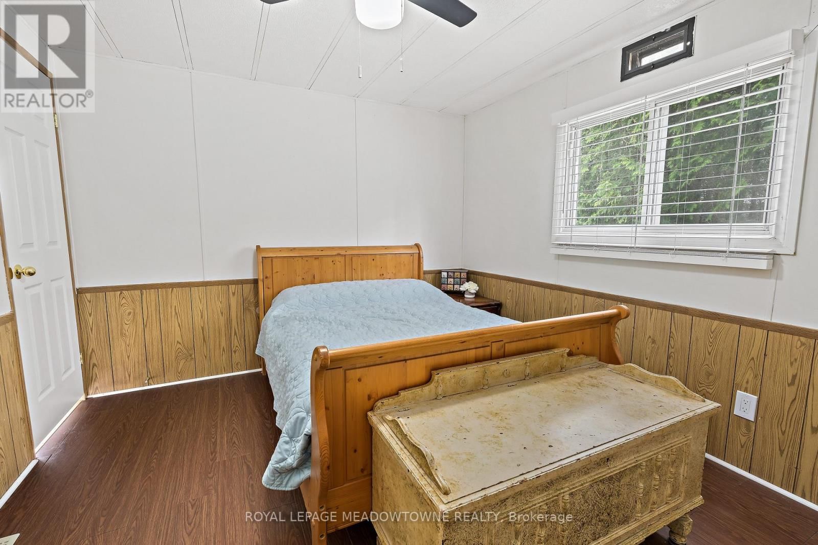 4 LAUREL LANE Image 14