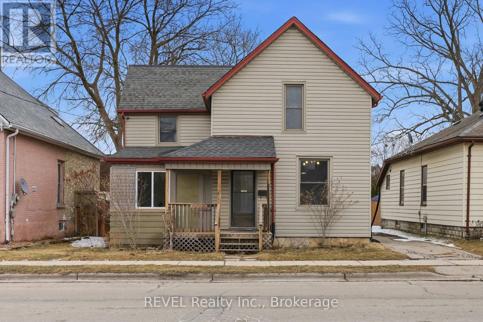 225 ROSS STREET Image 1