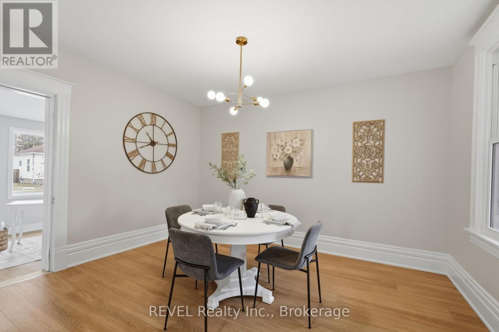 225 ROSS STREET Image 13