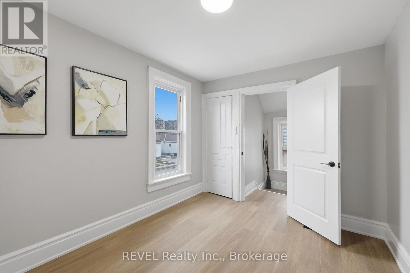 225 ROSS STREET Image 30