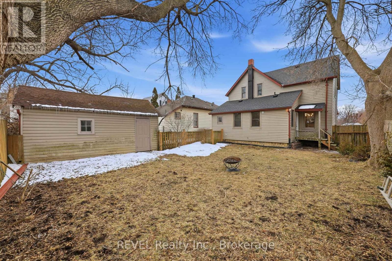 225 ROSS STREET Image 43