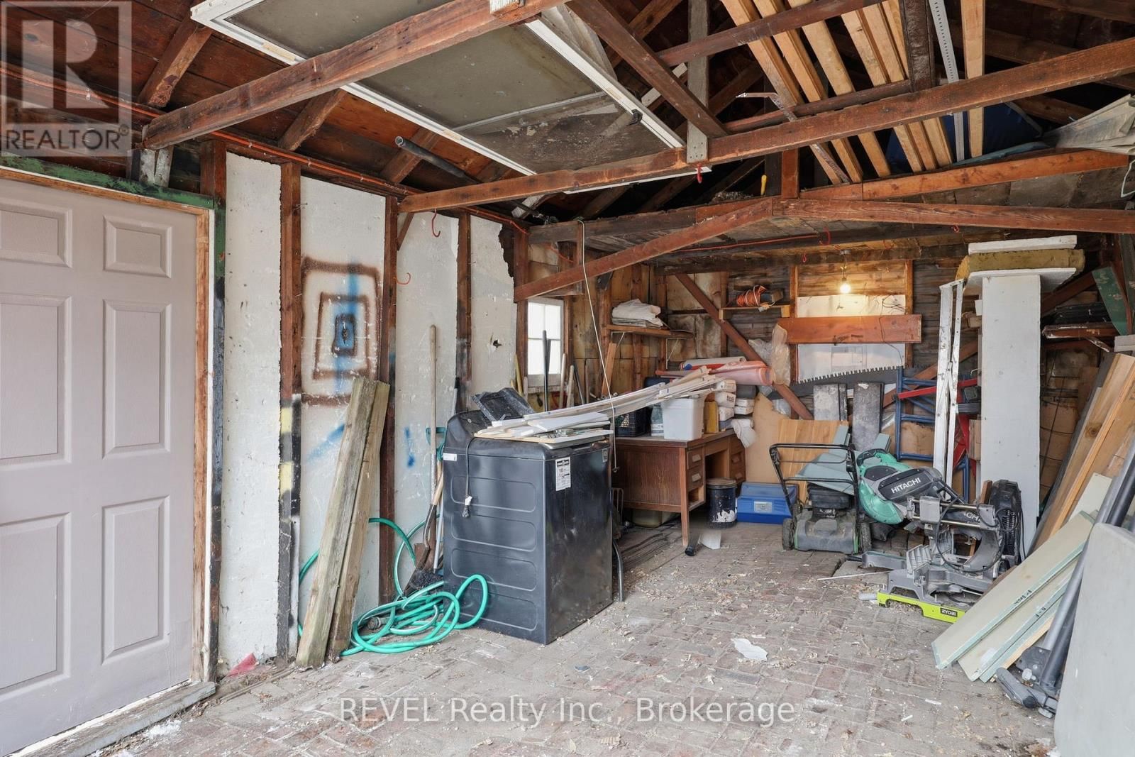 225 ROSS STREET Image 45