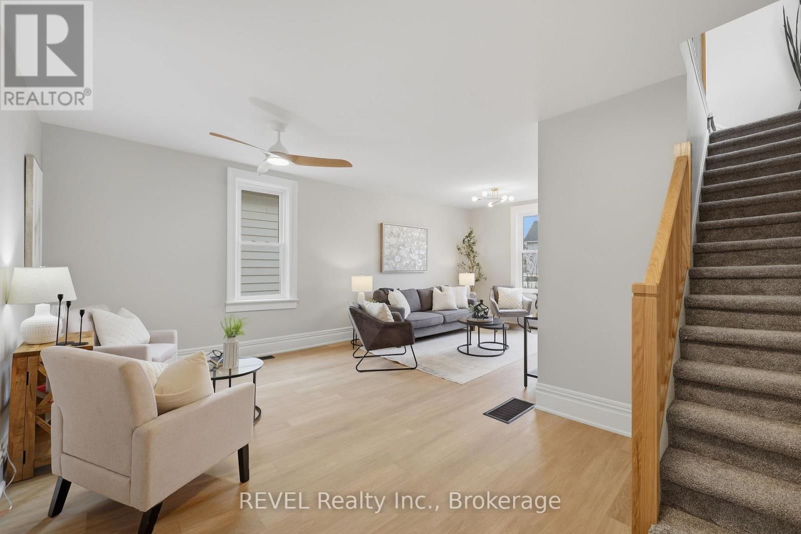 225 ROSS STREET Image 9