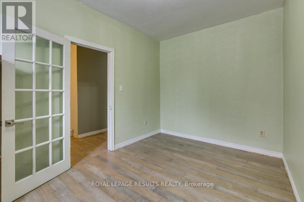 42 REDAN STREET Image 22