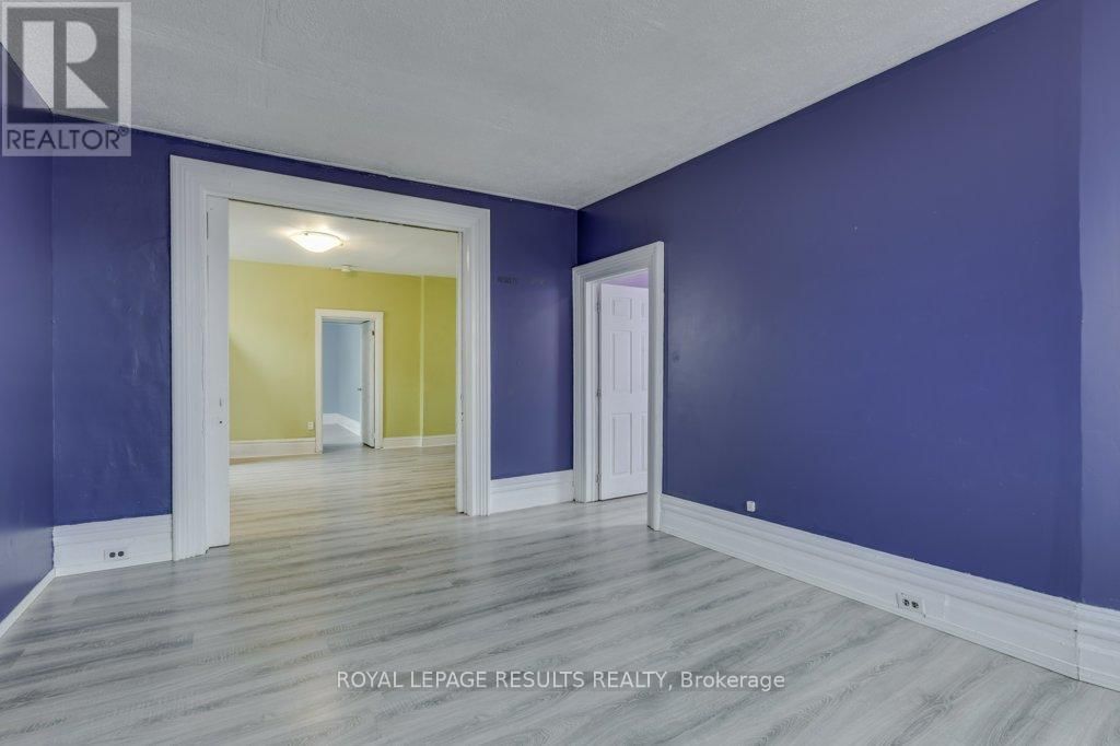 42 REDAN STREET Image 34