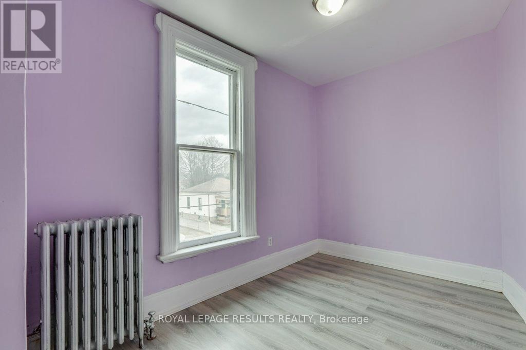 42 REDAN STREET Image 35