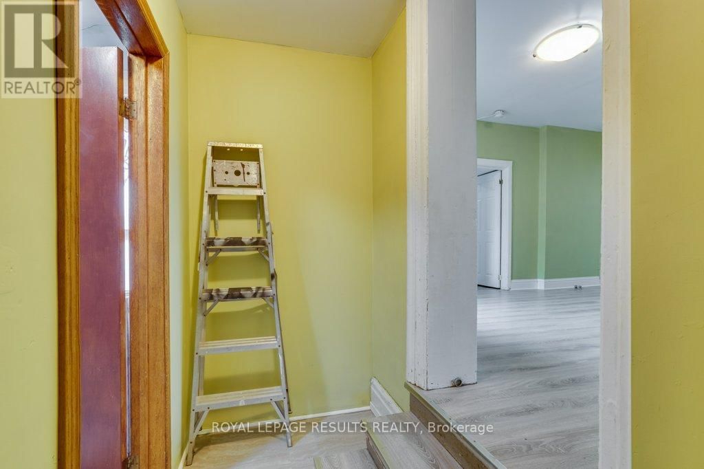 42 REDAN STREET Image 37