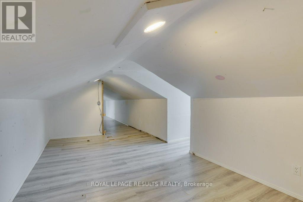 42 REDAN STREET Image 43