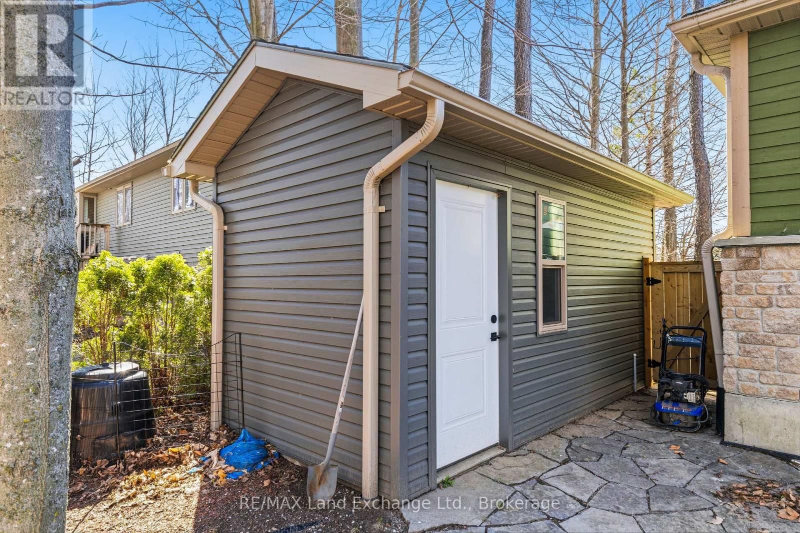 353 STICKEL STREET Image 34