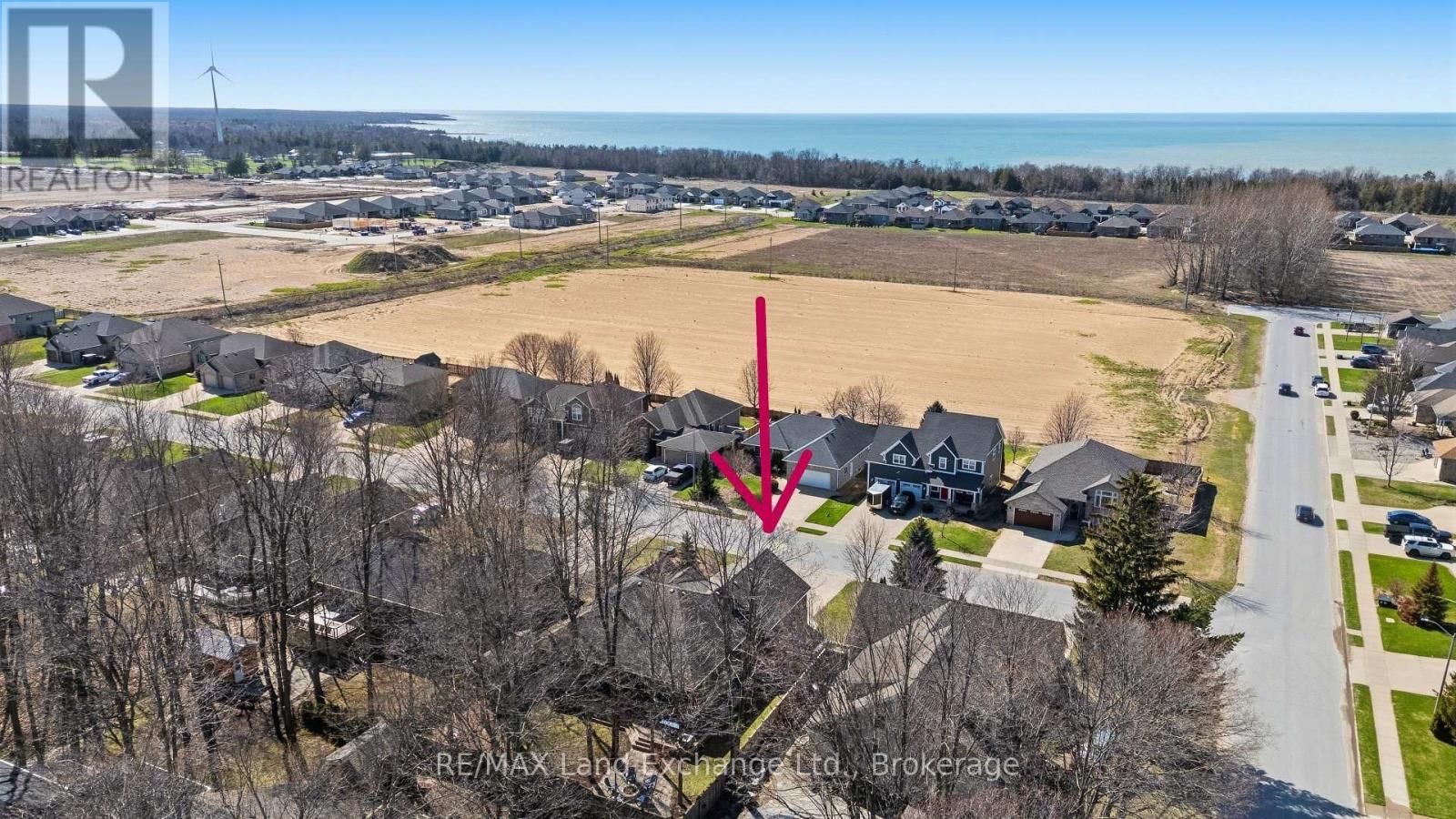 353 STICKEL STREET Image 37