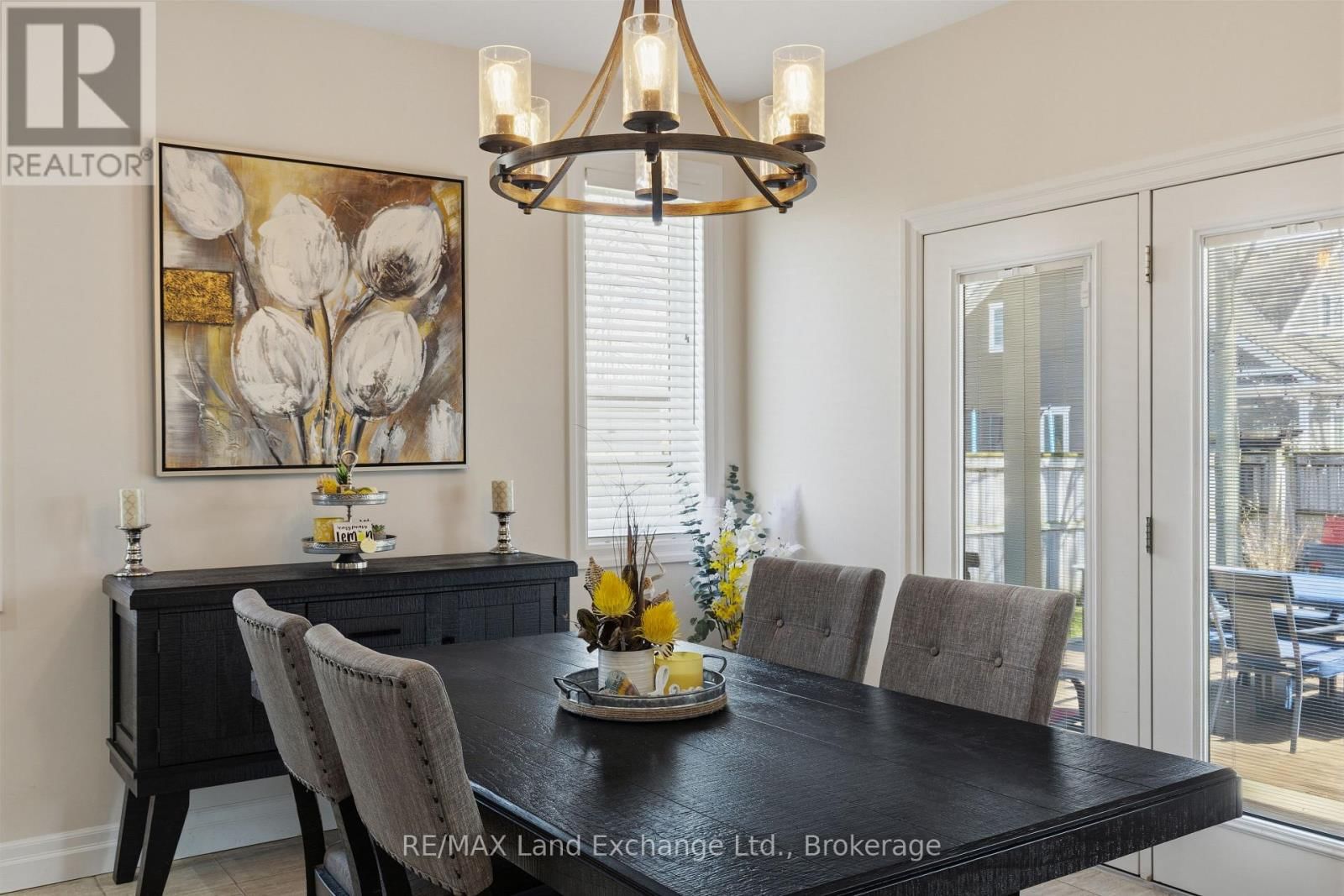 353 STICKEL STREET Image 7