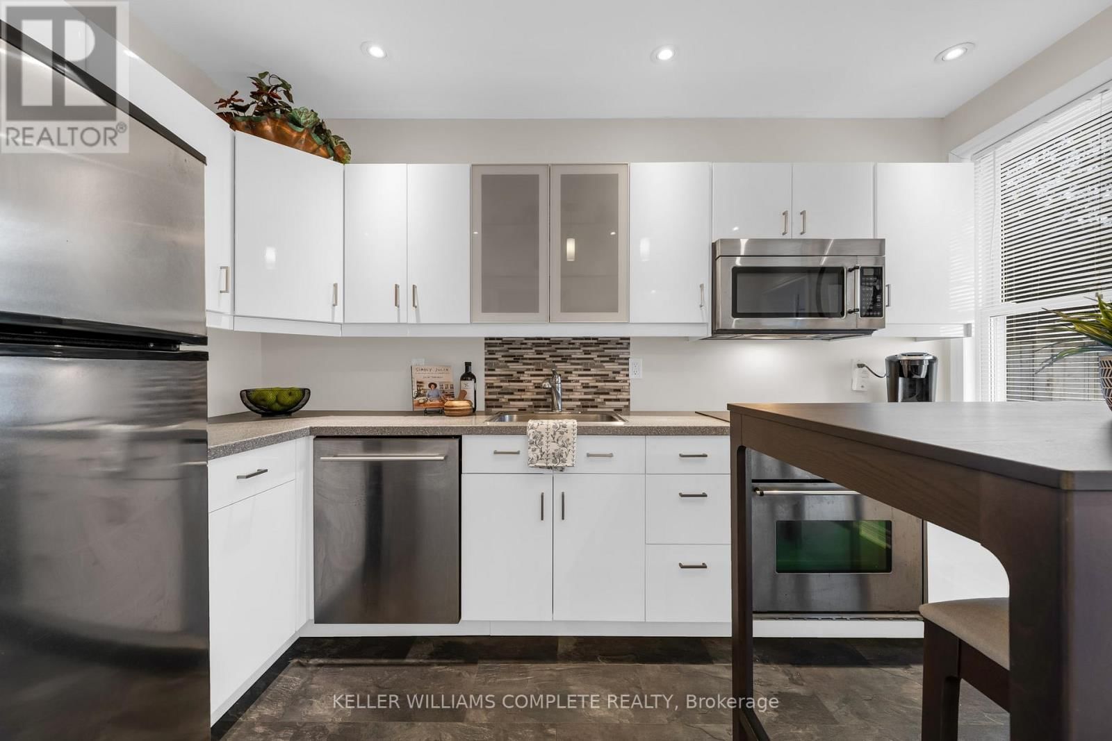 73 NORMAN STREET Image 9