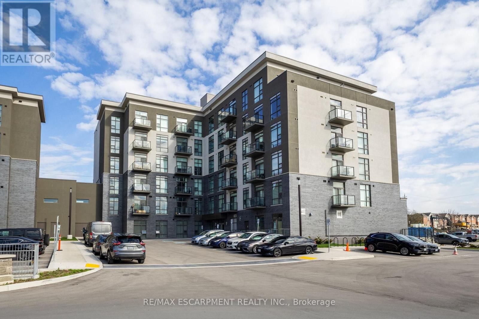 438 - 10 MALLARD TRAIL Image 2