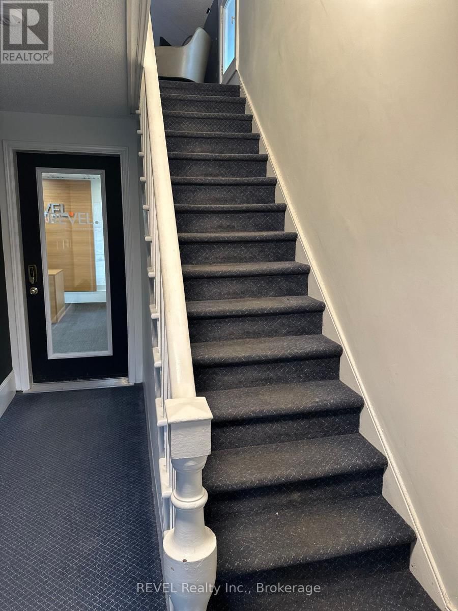 UPPER - 6 HWY 20 HIGHWAY EAST Image 5