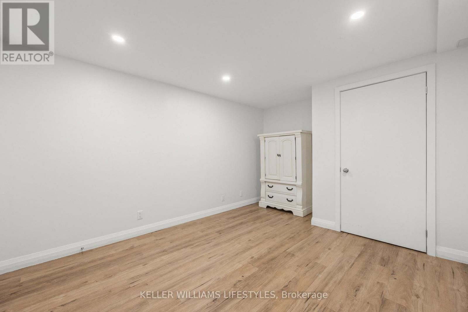 20 GATEWOOD CRESCENT Image 31