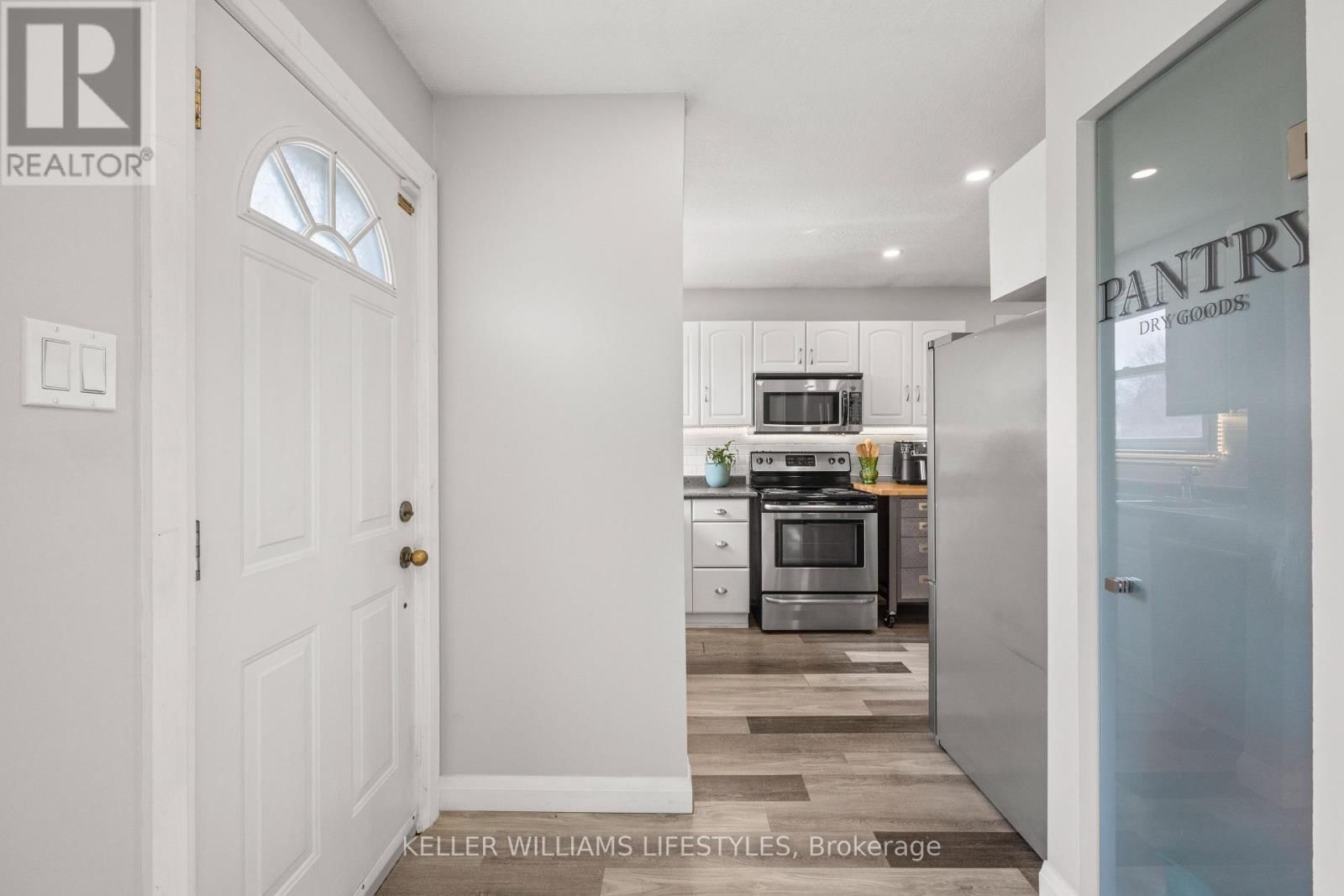 20 GATEWOOD CRESCENT Image 7