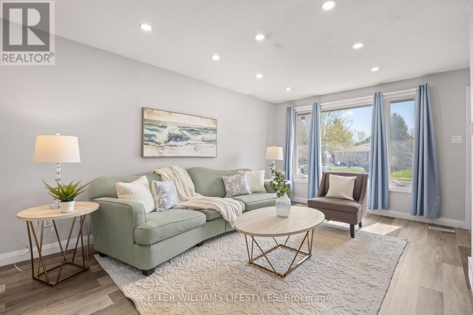 20 GATEWOOD CRESCENT Image 9