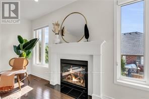 31 PEER COURT Image 12