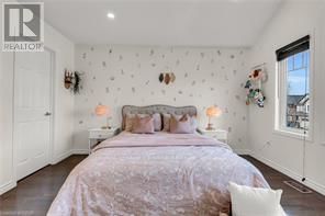 31 PEER COURT Image 34