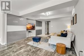 31 PEER COURT Image 37