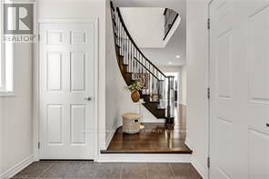 31 PEER COURT Image 4