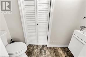 31 PEER COURT Image 42