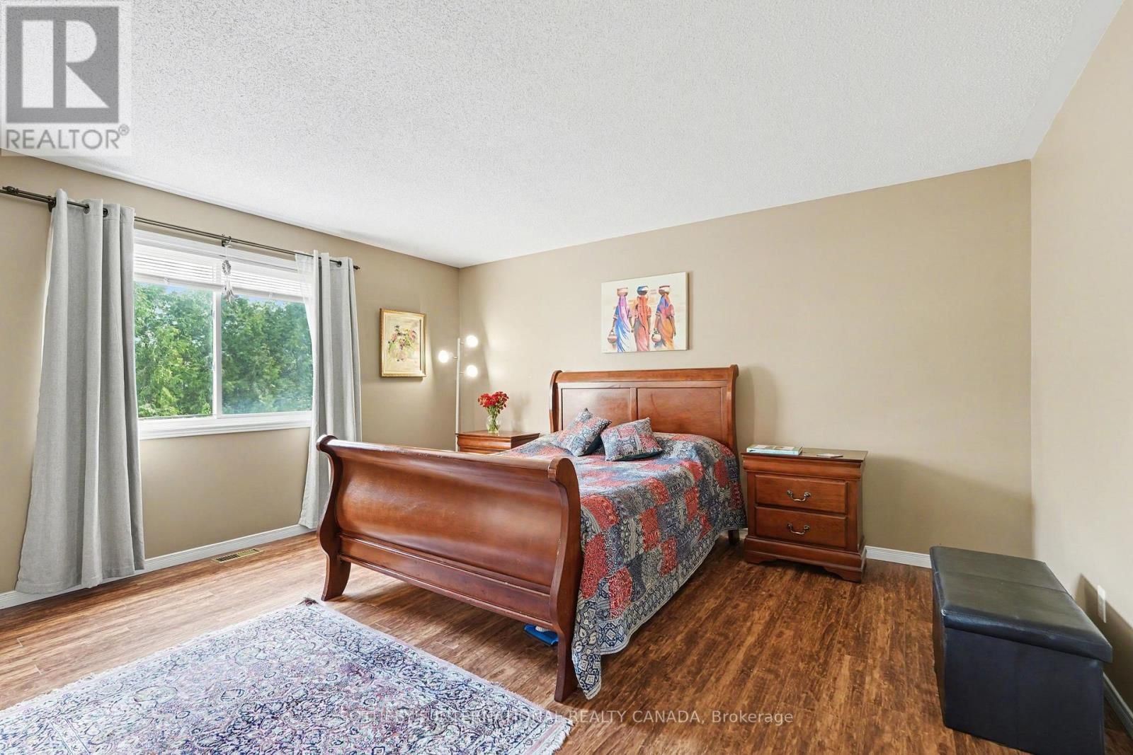 55 CHANTILLY GATE Image 10