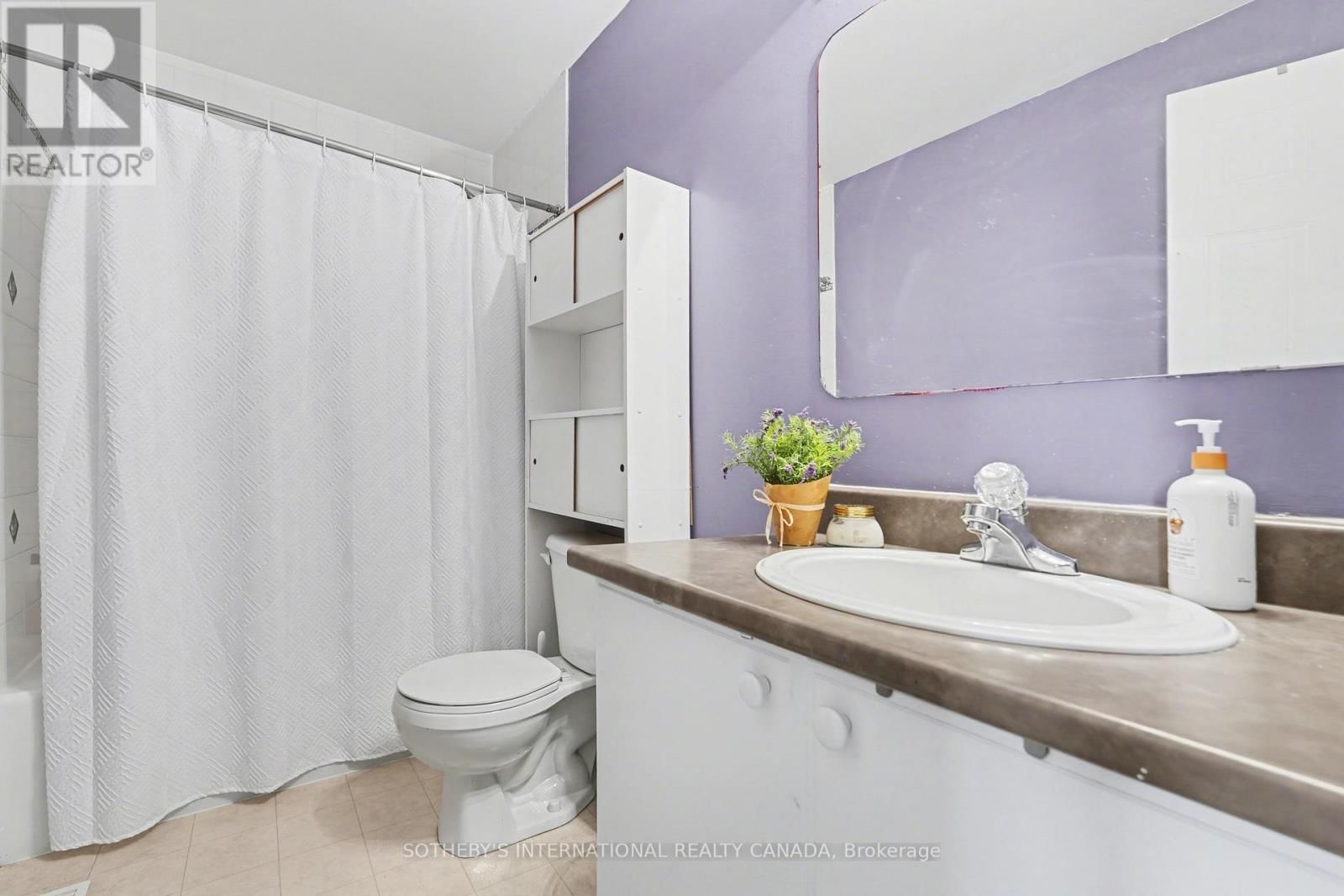 55 CHANTILLY GATE Image 13