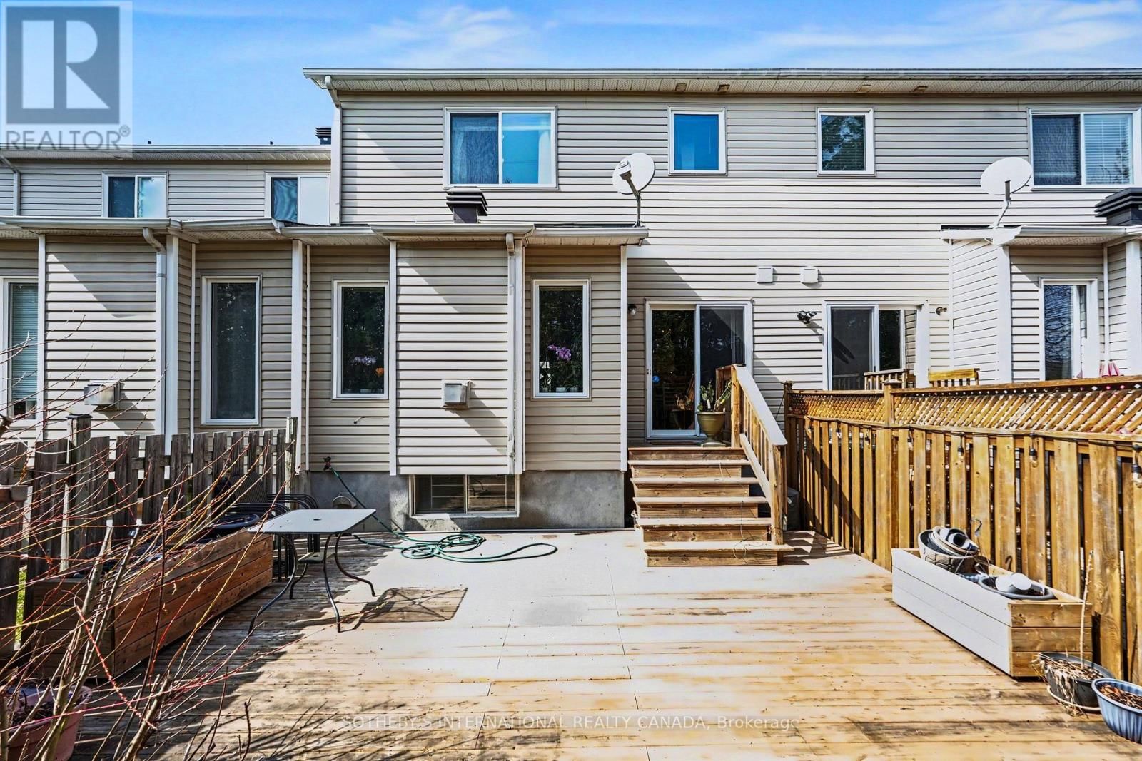 55 CHANTILLY GATE Image 21