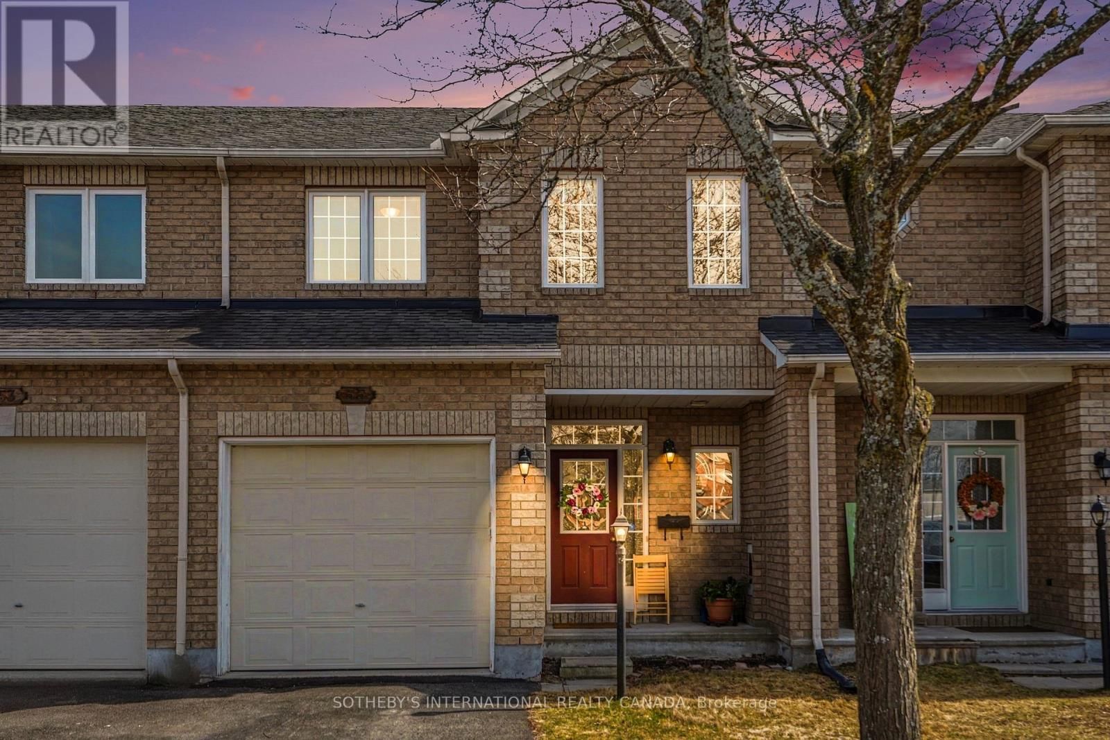 55 CHANTILLY GATE Image 23