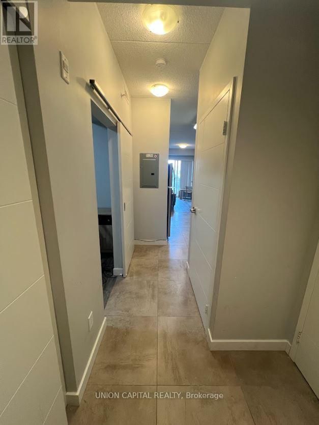 B207 - 62 BALSAM STREET Image 2