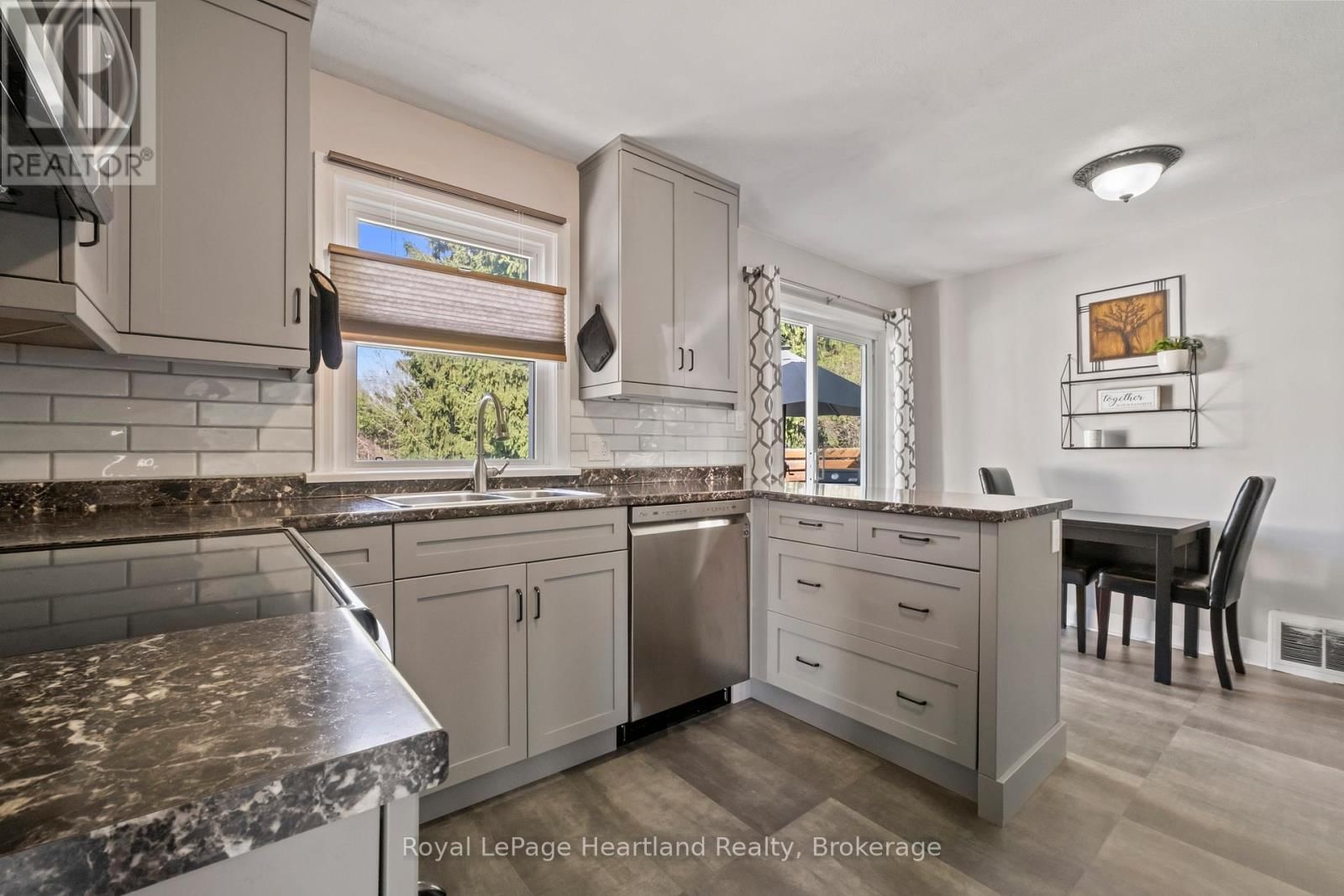 117 ANDREW STREET Image 14