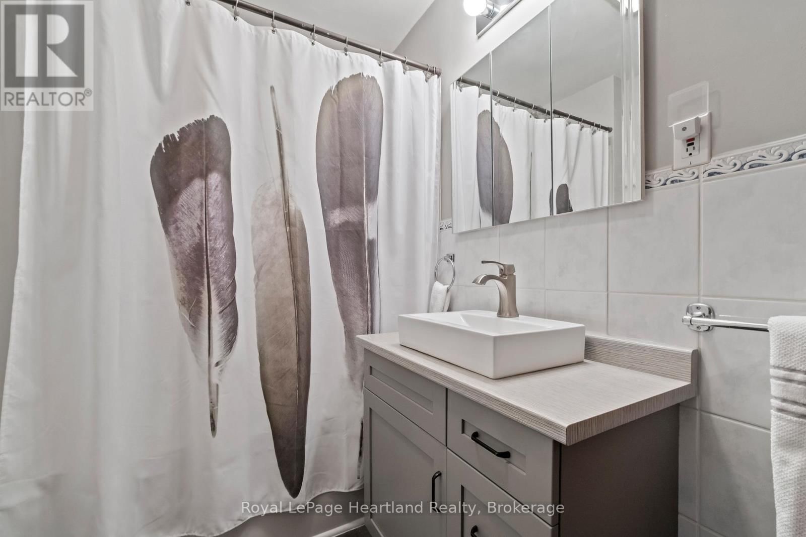 117 ANDREW STREET Image 23