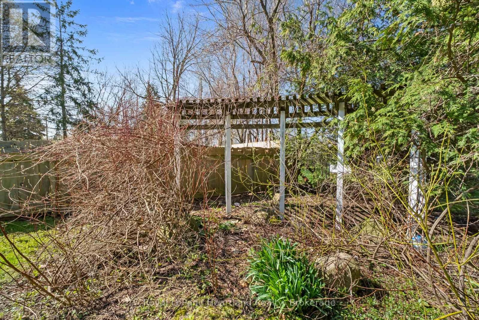 117 ANDREW STREET Image 33