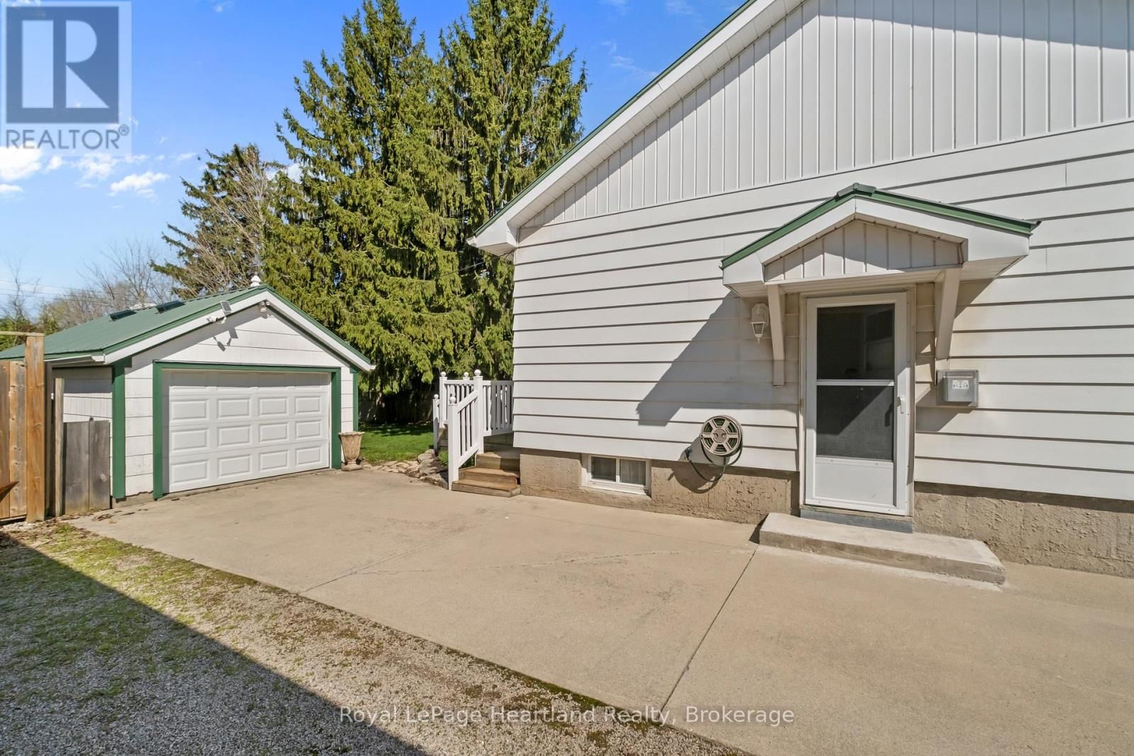 117 ANDREW STREET Image 4