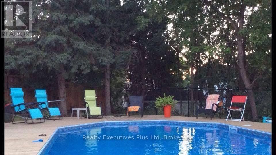 90 WESTERN AVENUE Image 1