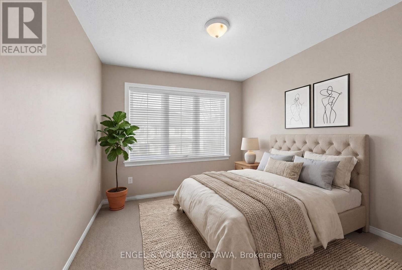 25 GOLDTHORPE PRIVATE Image 18