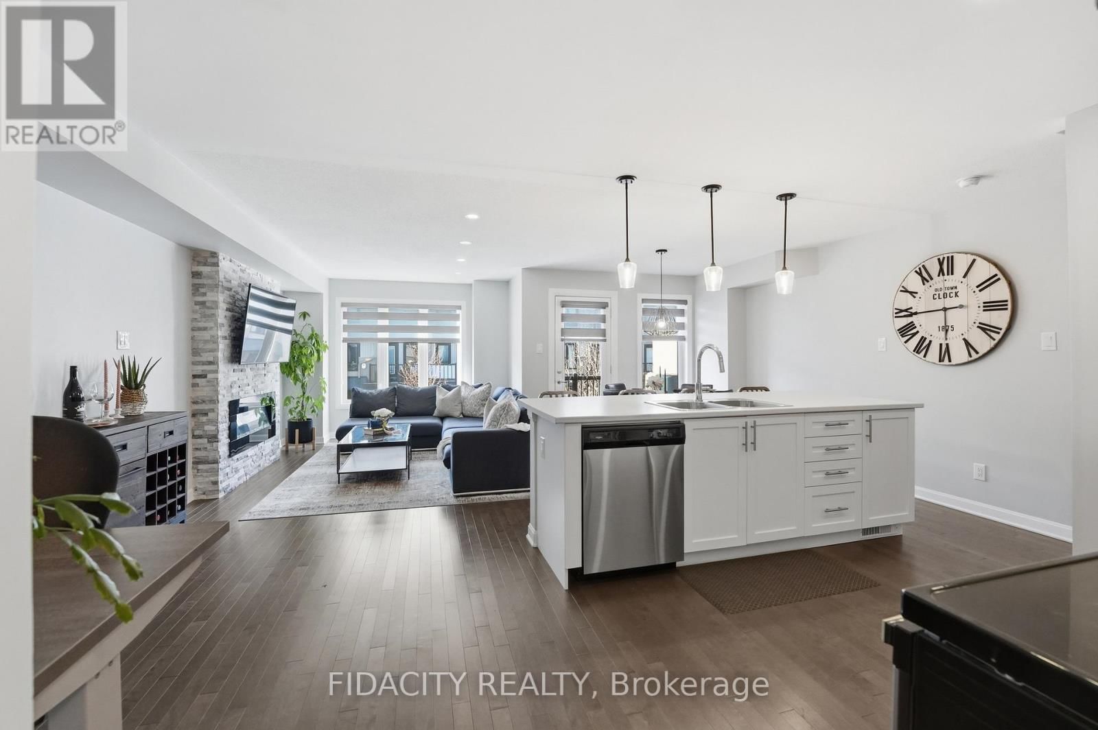 807 ELEMENT PRIVATE Image 7