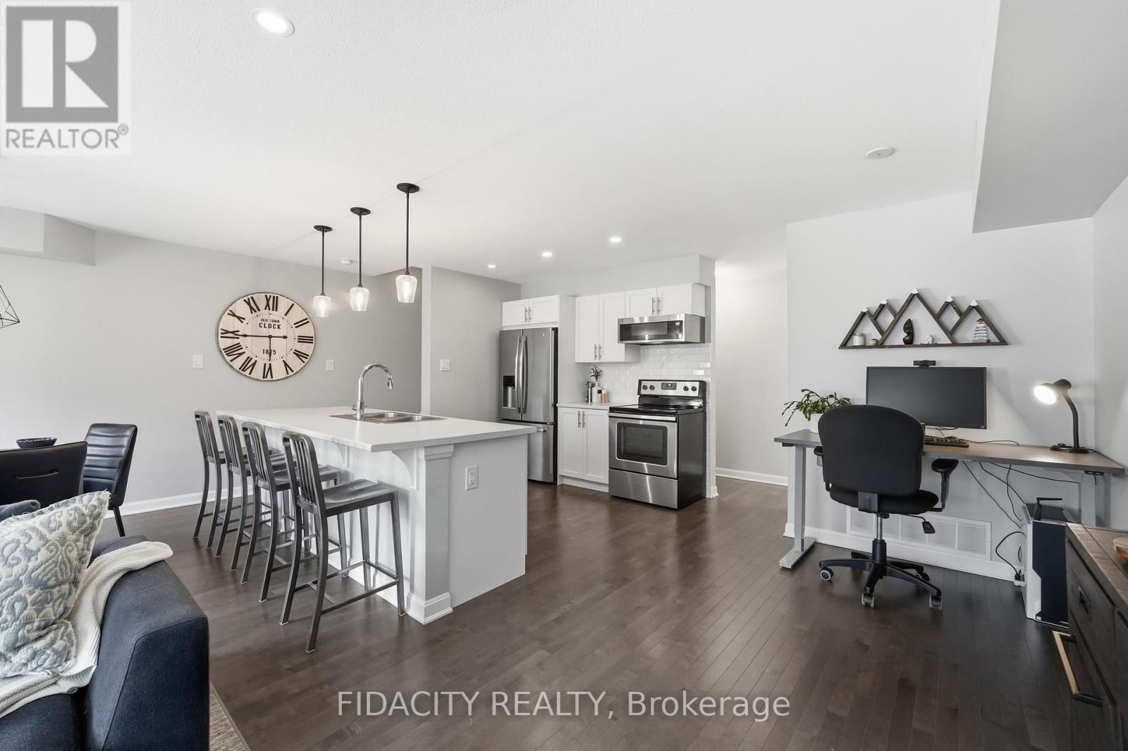 807 ELEMENT PRIVATE Image 8