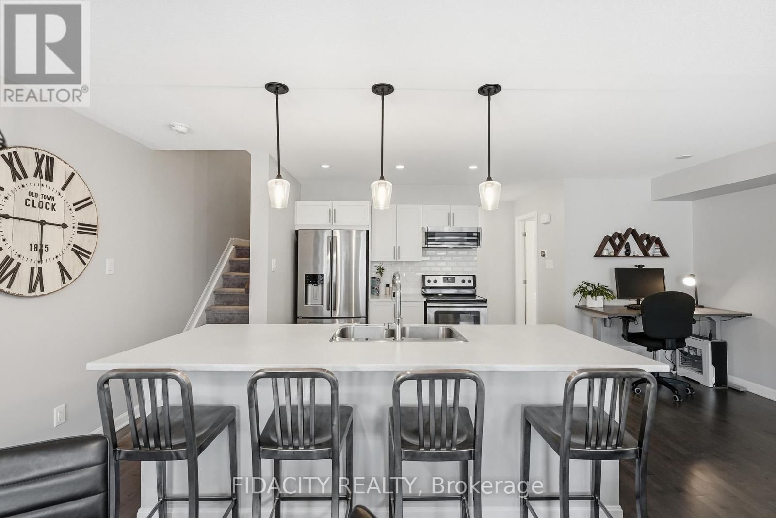 807 ELEMENT PRIVATE Image 9