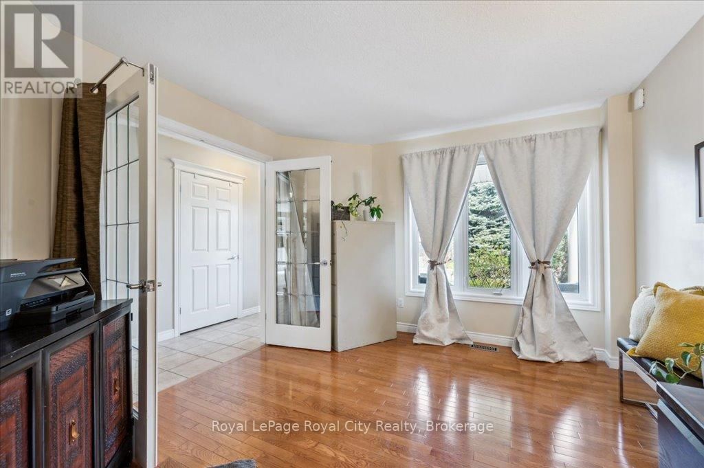 67 GREY OAK DRIVE Image 19