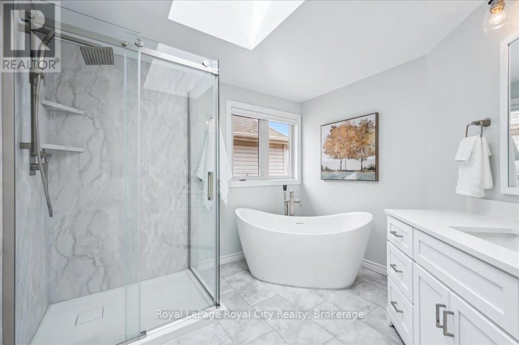 67 GREY OAK DRIVE Image 30