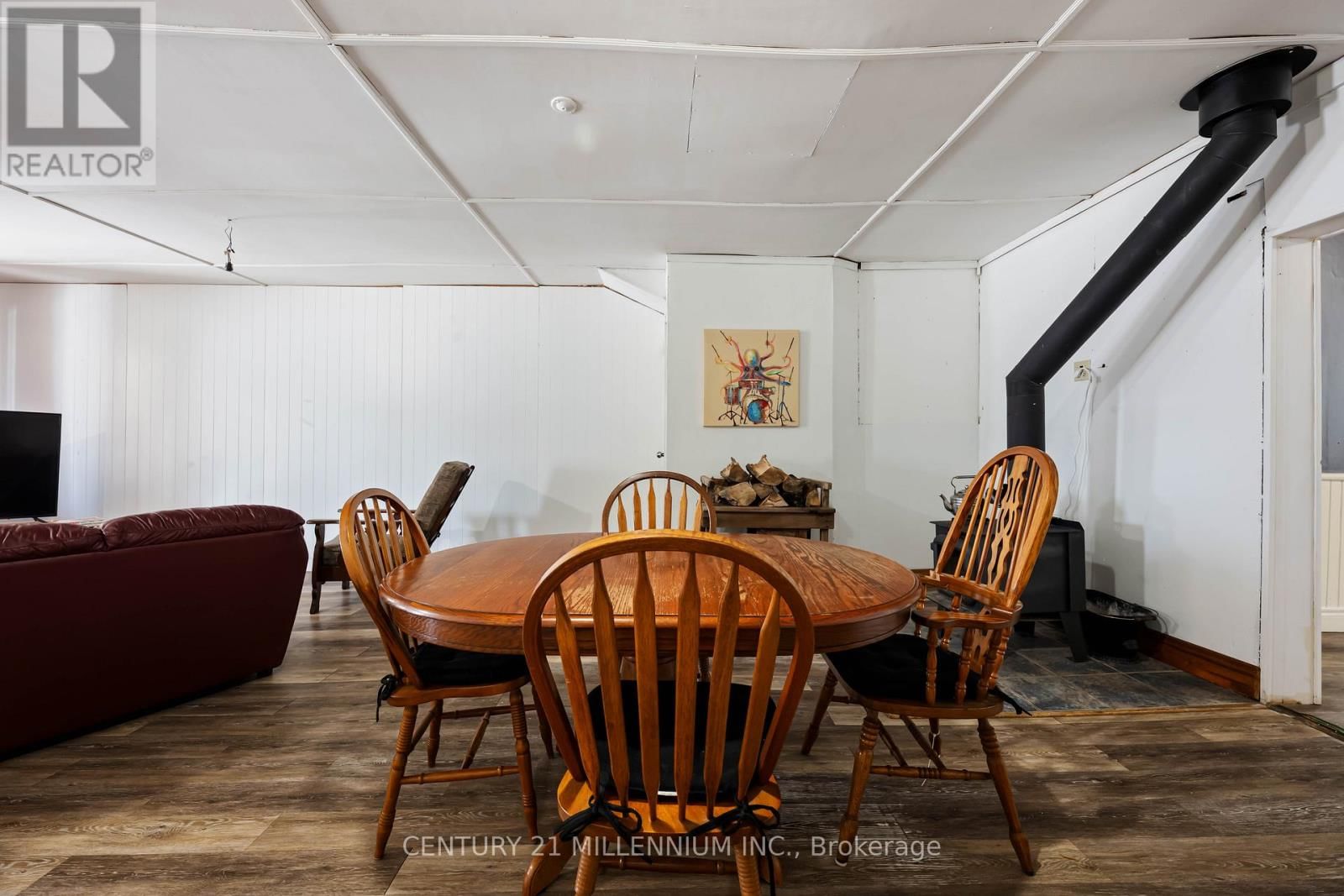 078001 7TH LINE Image 17