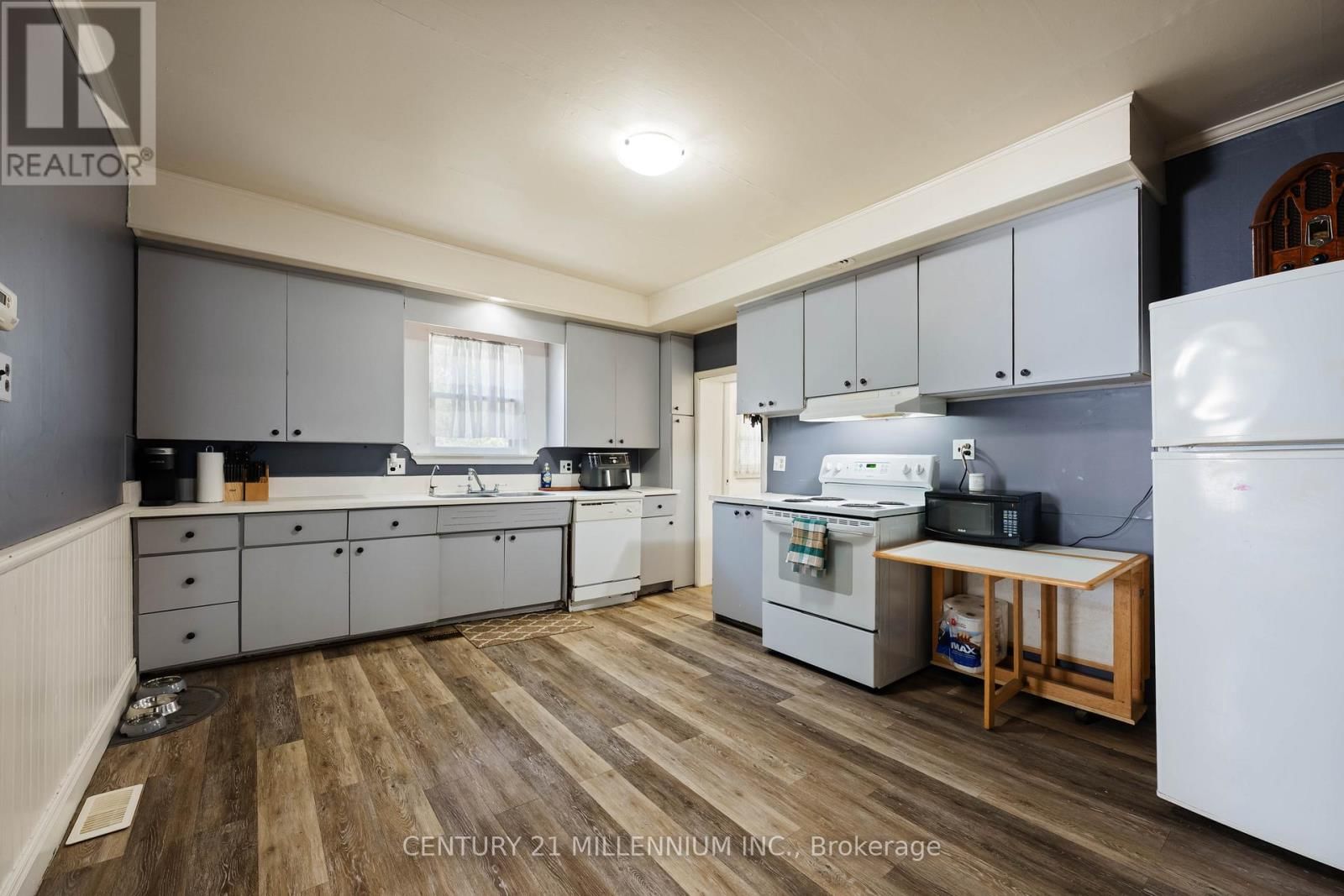 078001 7TH LINE Image 20