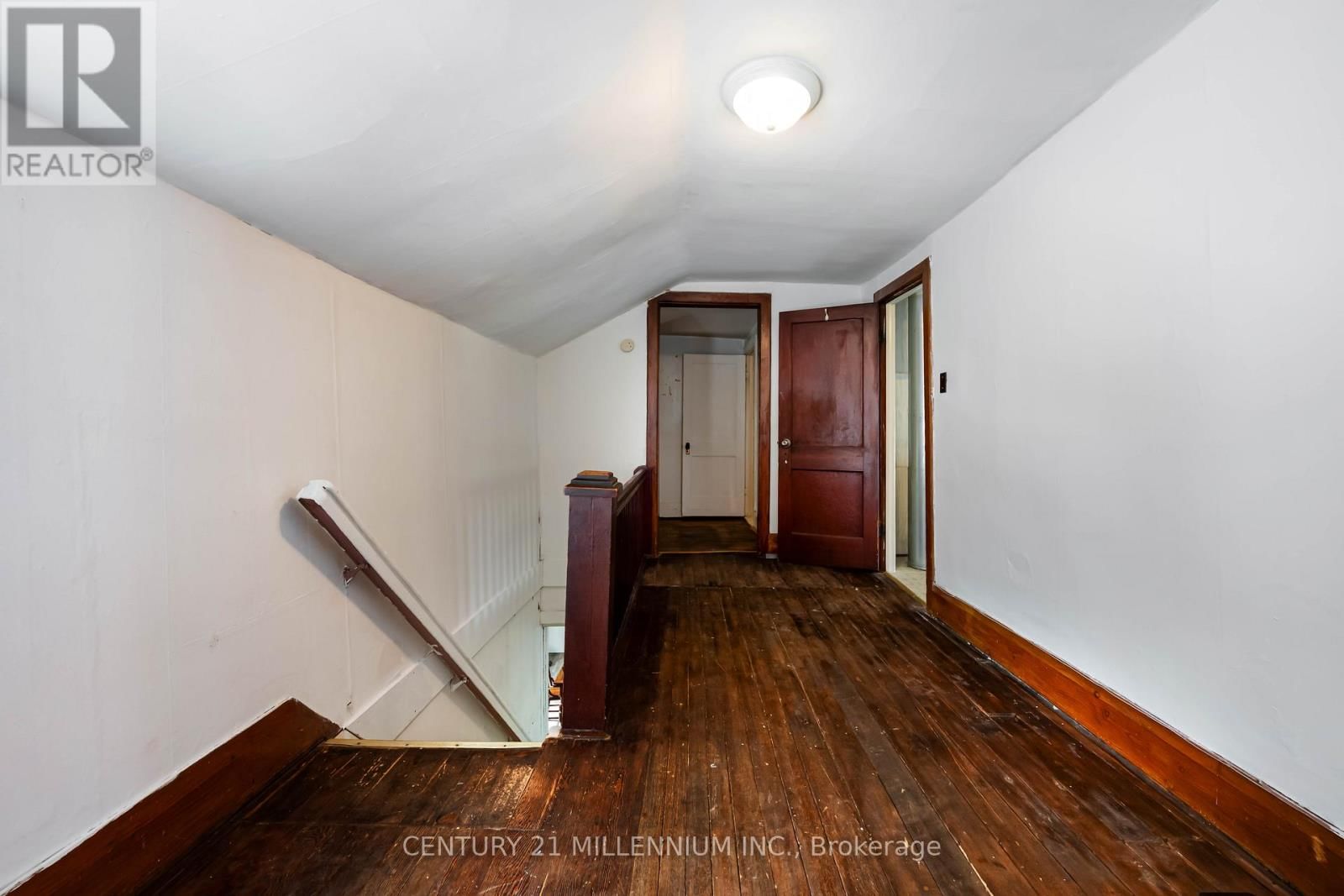 078001 7TH LINE Image 26