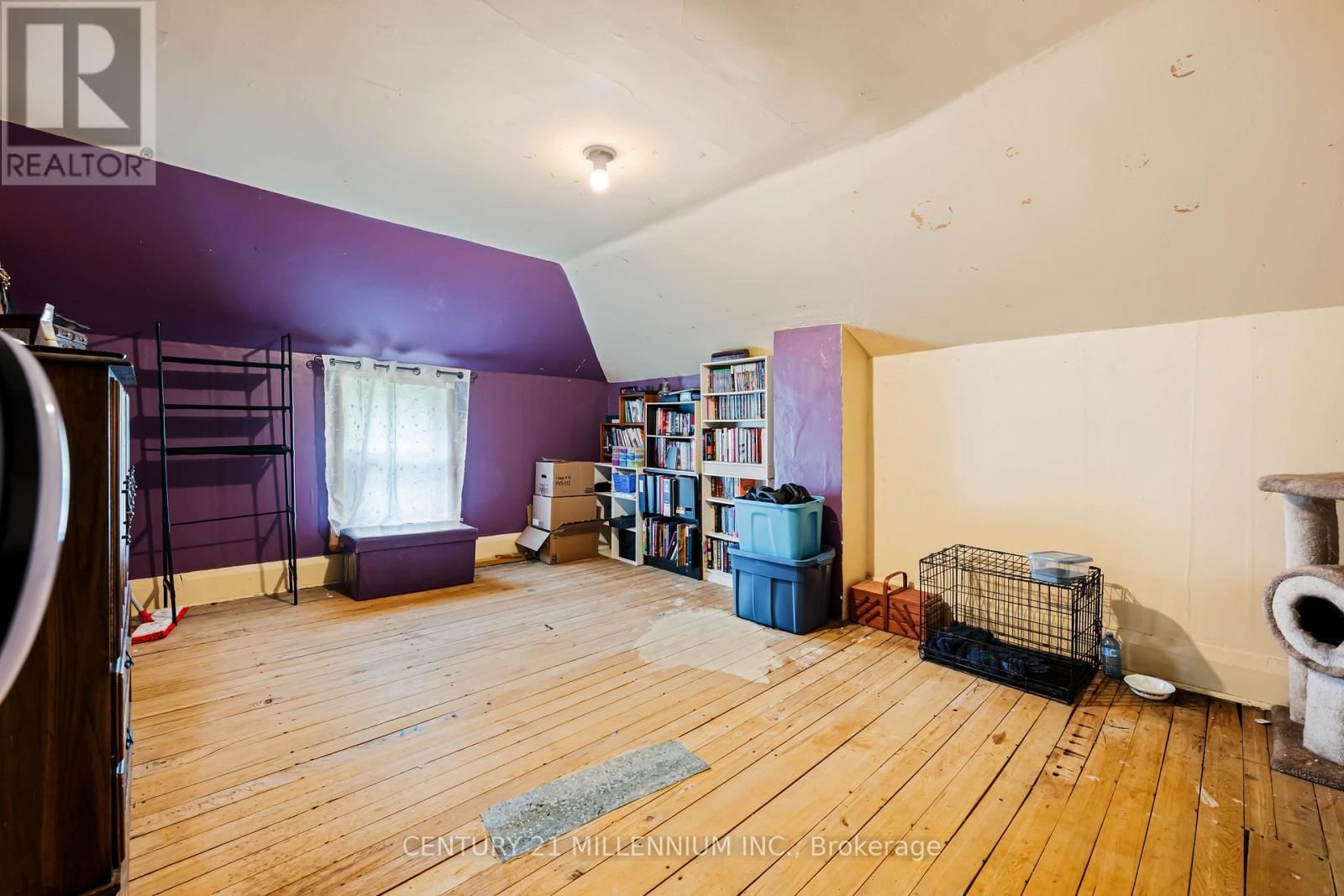 078001 7TH LINE Image 32