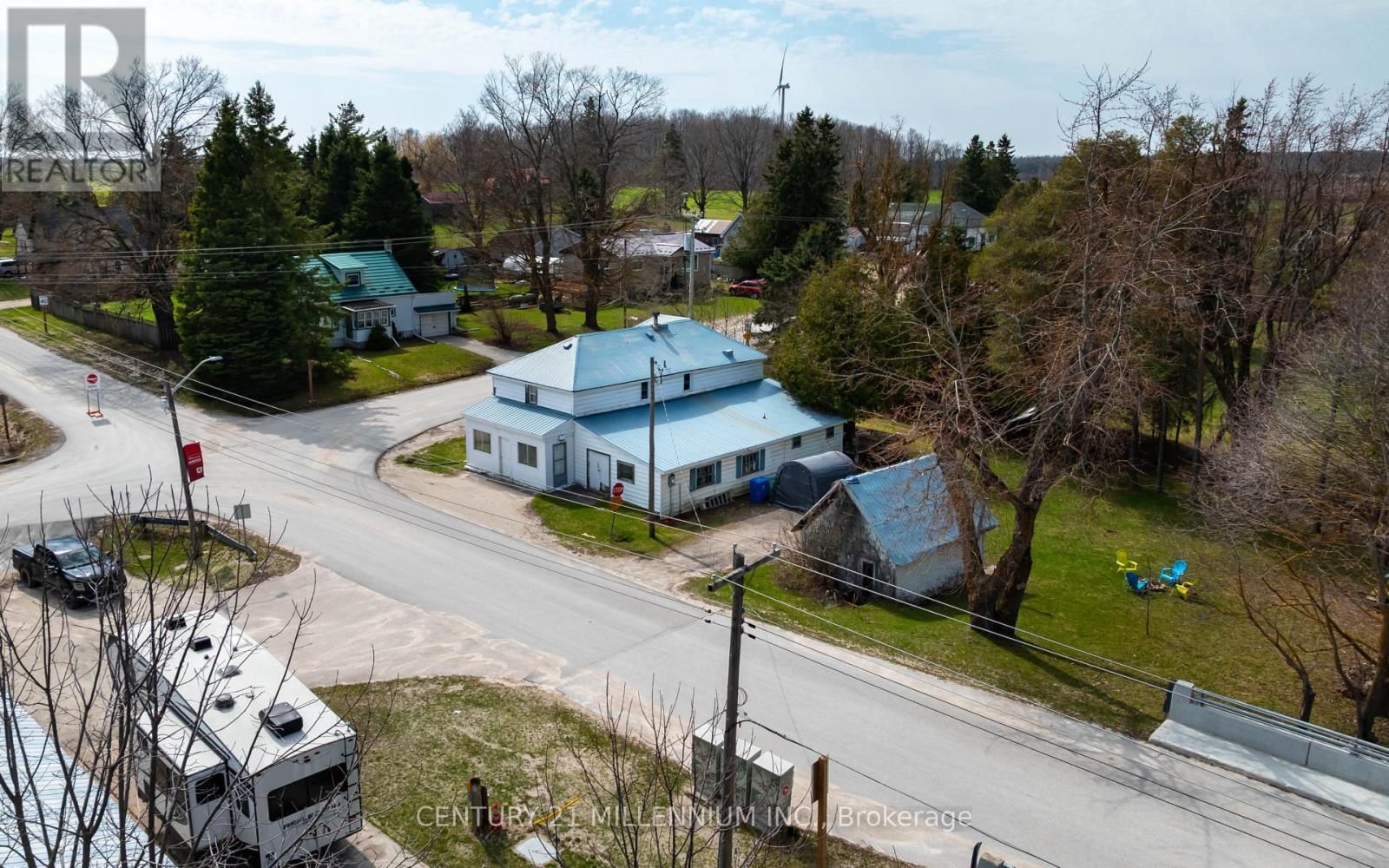 078001 7TH LINE Image 37