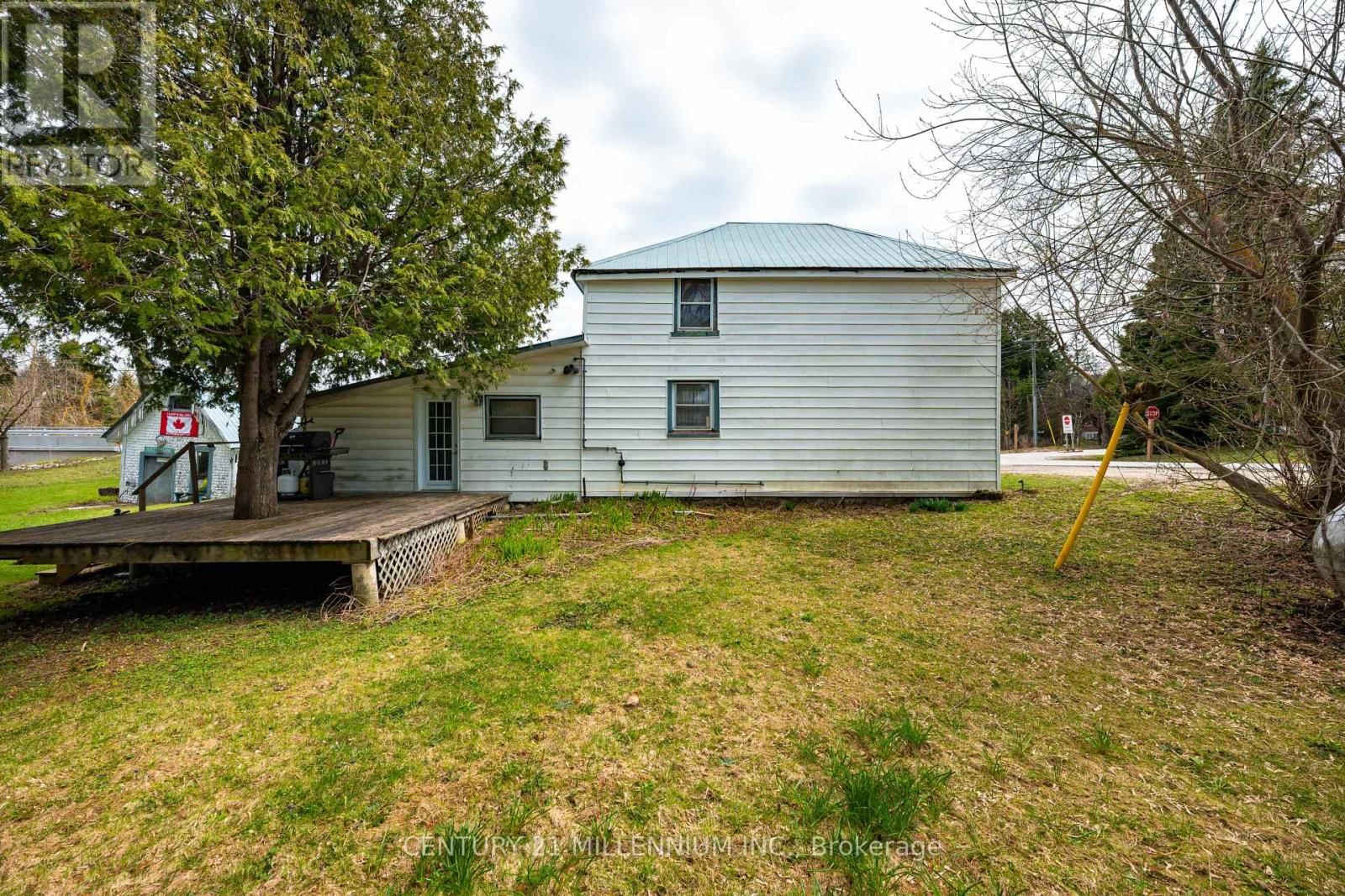 078001 7TH LINE Image 8