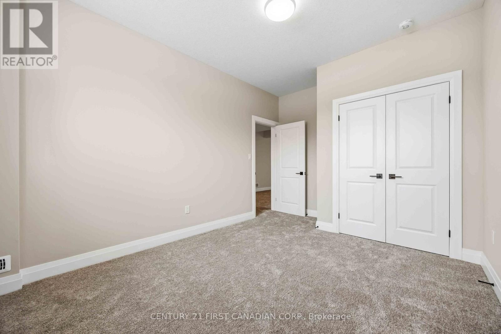 639 KETTER WAY Image 16