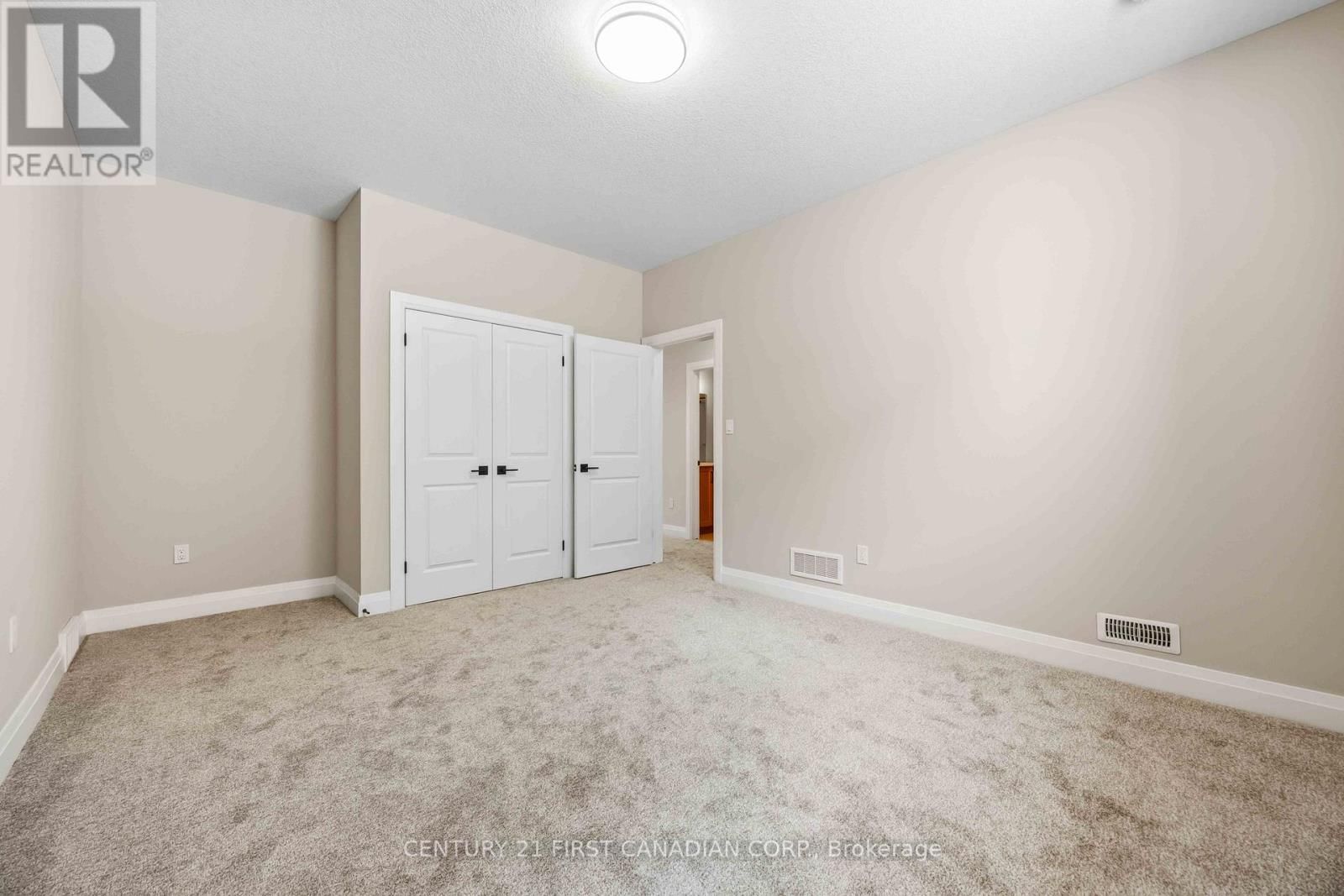 639 KETTER WAY Image 18